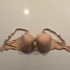 Passionata size 32DDDD /32G bra. Like new condition!